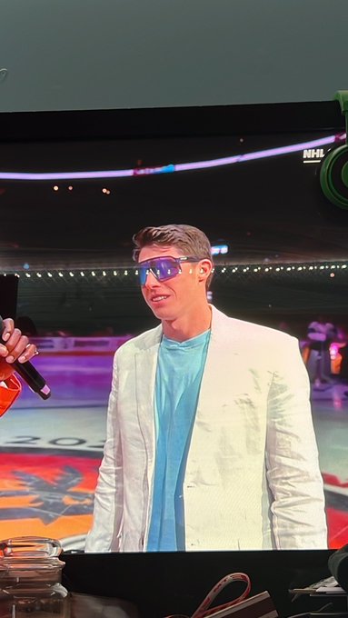 WHAT IS THIS DUDE @Marner93 WEARING💀 https://t.co/TKDadYuMr9<a class="tags" target="_blank" title="On Twitter" href="/?out=eyJ0eXAiOiJKV1QiLCJhbGciOiJIUzUxMiJ9.eyJpYXQiOjE3MjY1NTk3NjEsImlzcyI6InR3cG9ybnN0YXJzLmNvbSIsIm5iZiI6MTcyNjU1OTc2MSwiZXhwIjoxNzU4MDk1NzYxLCJyZWRpcmVjdF91cmwiOiJodHRwczovL3R3aXR0ZXIuY29tL01hcm5lcjkzIn0.MsO0vRAgeWFVvR1kuVRSe7YftVHngR170-ZJh4cx26vZ5CKF6L6Cn1WvFnybacsLeyh00wZAd_rwUZtCysKspg">@Marner93</a><a href="/tag/mytwitteranniversary"class="tags"><span>#mytwitteranniversary</span></a>