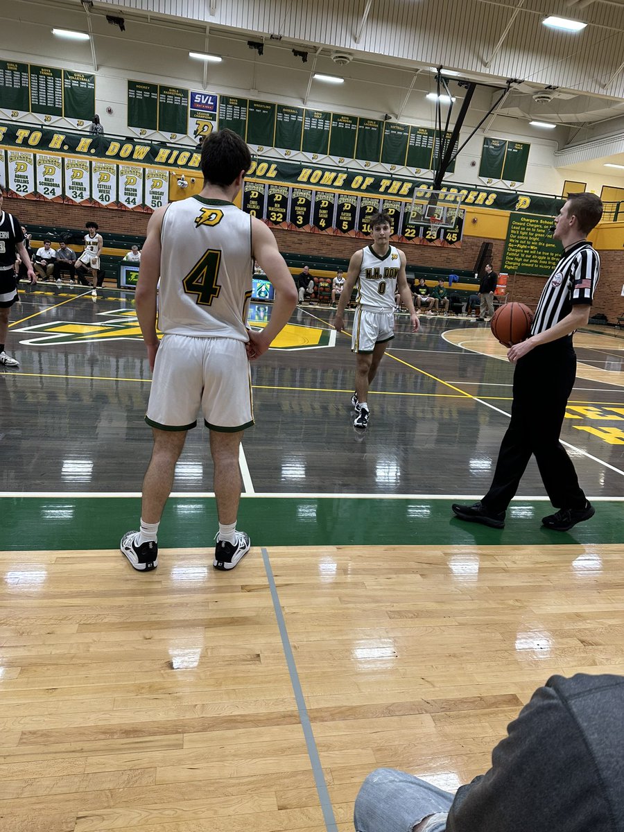 Lance Maney (@lancemaney1) on Twitter photo Watching my guy <a href="/Chriszielinski0/">christian zielinski</a> play. Blow by layup then quick pull-up. Dad from the other team sitting behind me “he’s a man amongst boys out there” 😂✅ <a href="/REALbasketball_/">REAL Basketball</a> Watching my guy <a href="/Chriszielinski0/">christian zielinski</a> play. Blow by layup then quick pull-up. Dad from the other team sitting behind me “he’s a man amongst boys out there” 😂✅ <a href="/REALbasketball_/">REAL Basketball</a>