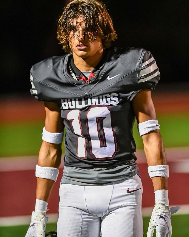 Check out our newest Diamond In The Rough Judsen Carter from Jefferson High School (Jefferson, TX)

Read: gridironfootballusa.com/d-i-t-r-judsen…