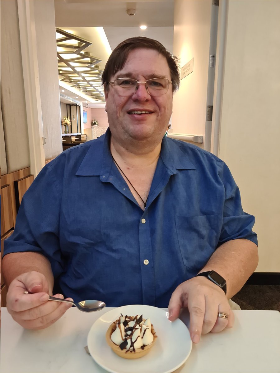 TheSoulThief's tweet photo. Coffee and cake before my fortnightly #writing group meeting. 😀😀😀😀
#WritingCommunity #writerscommunity #Australianwriter https://t.co/aiEfo9fhKb