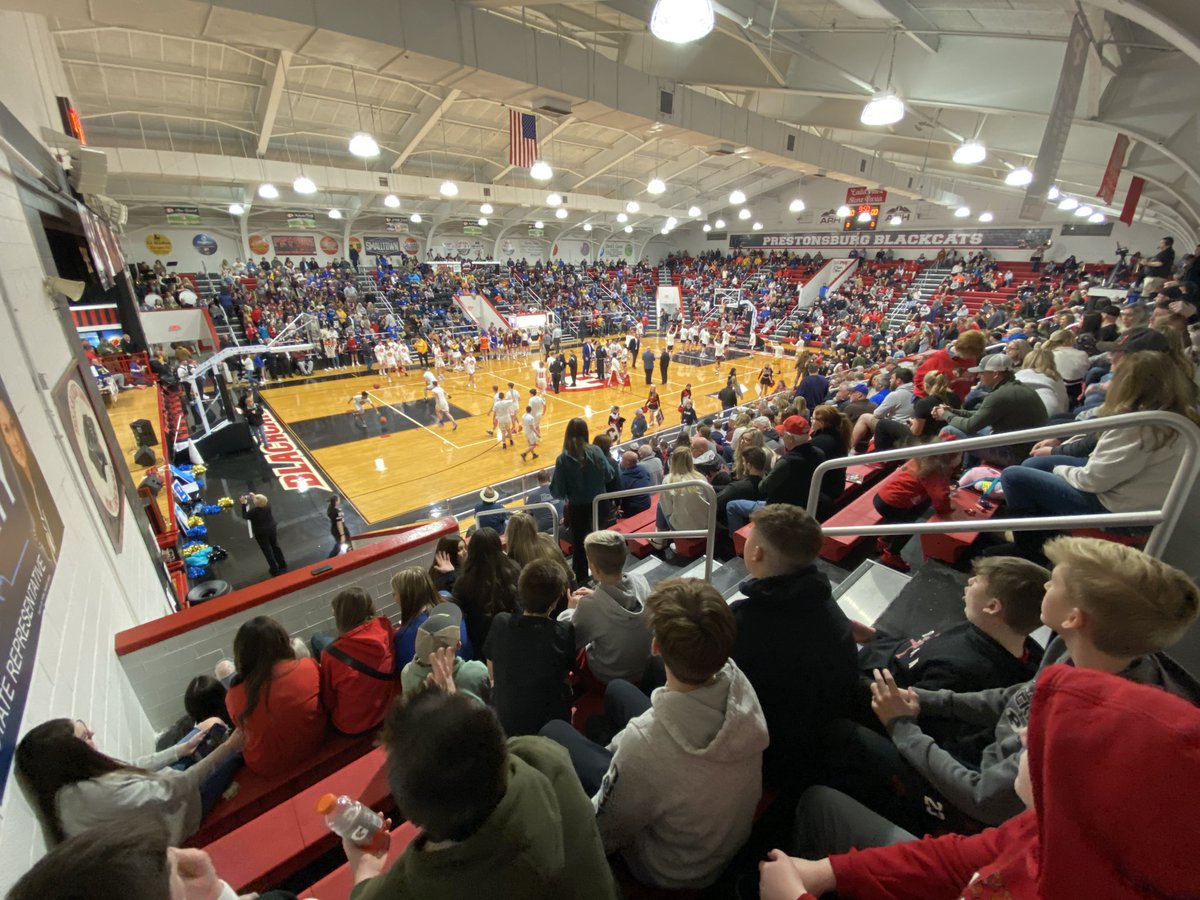 High school basketball. It’s just different here in the EKY mountains 😍