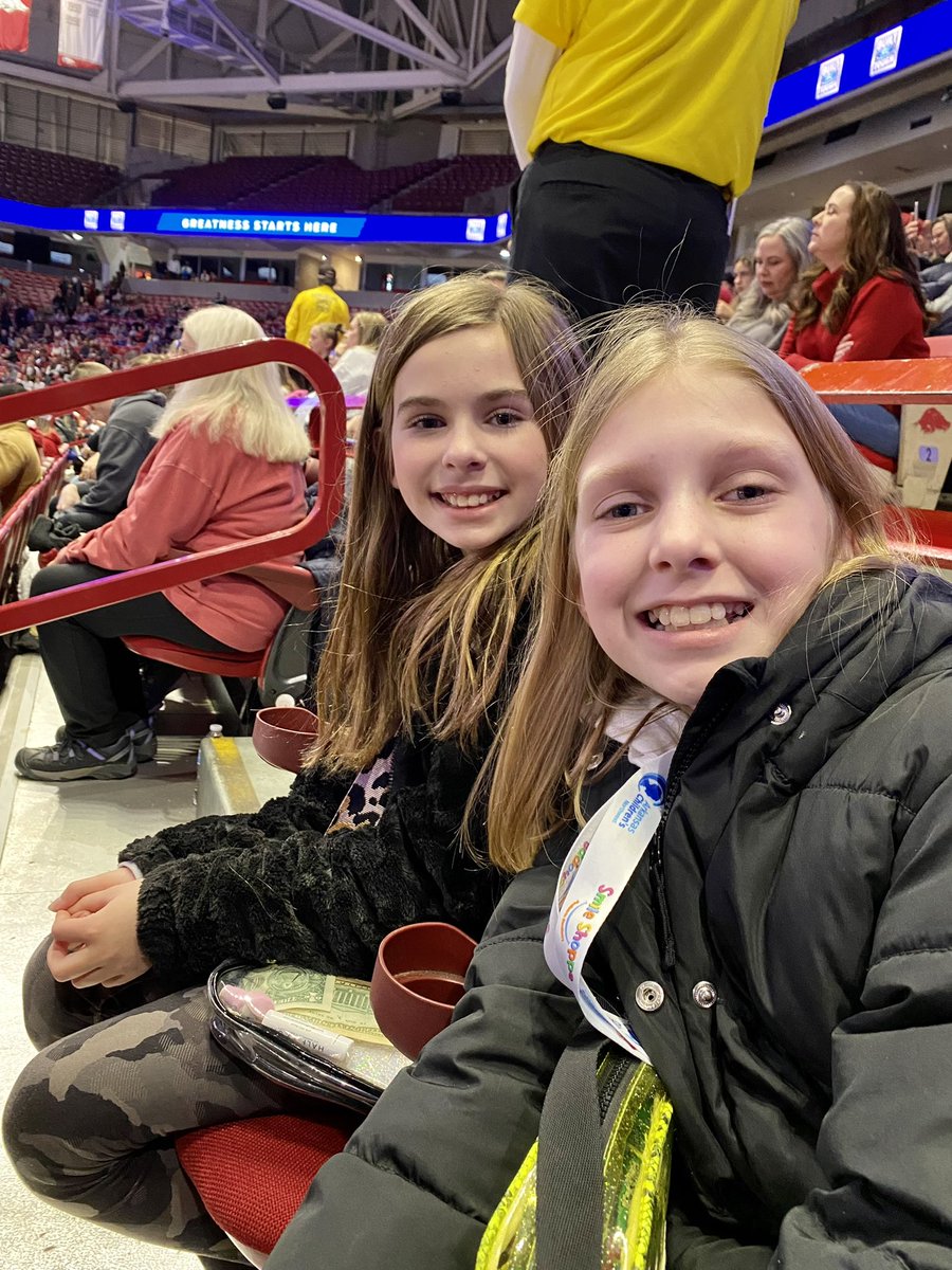 Charlie Loften tweet media