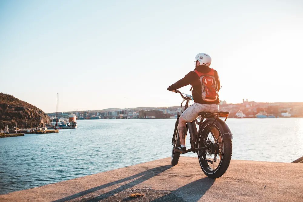 Did you know that you can use a #mountainebike for regular commuting? Find out more in our blog: buff.ly/3kPuSGo