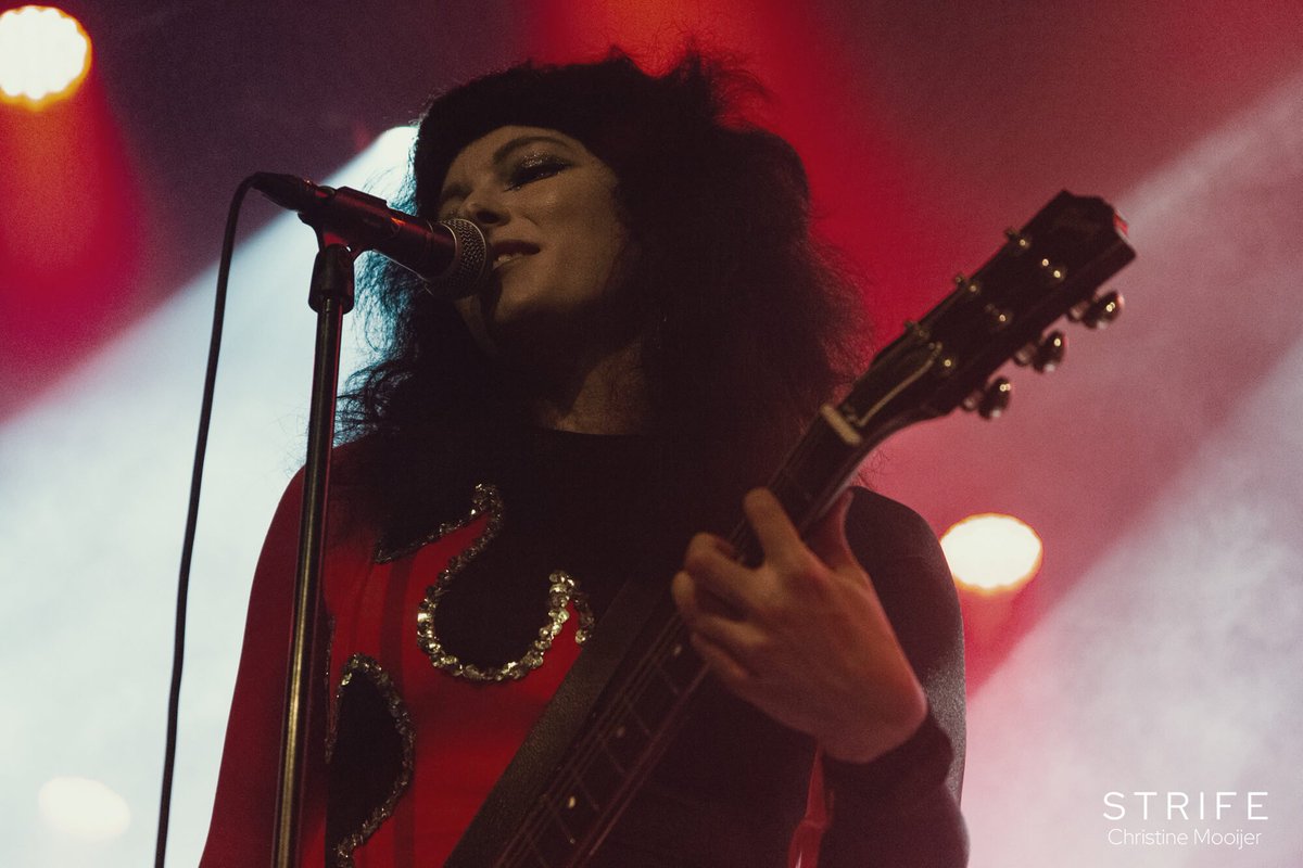 StrifeMagazine's tweet photo. CONCERT REVIEW:
Palaye Royale came to the Netherlands again! They took Starbenders and Yonaka with them this time. 

Check out the review and photos we took out here:
https://t.co/cQpXhaf8D2 https://t.co/RJxgJ3uhEh