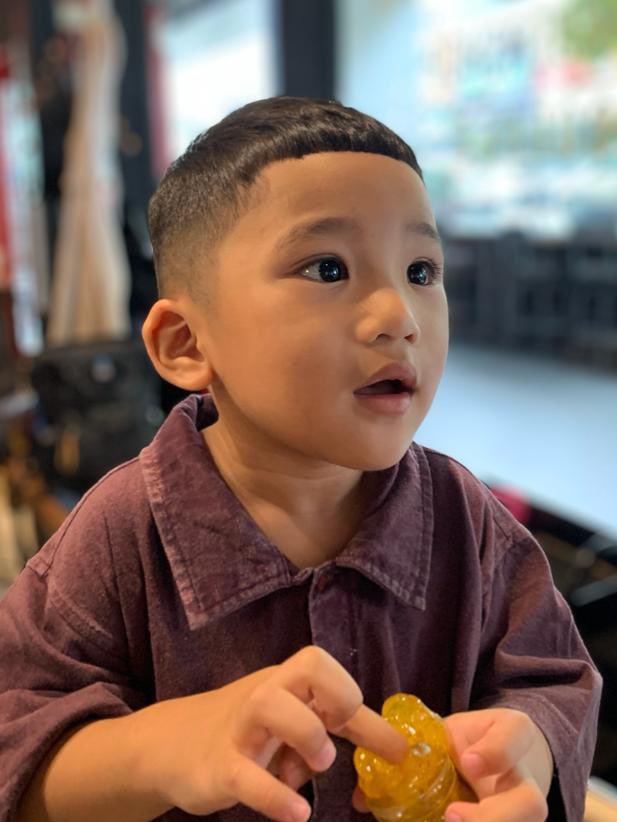 RedboxBarber's tweet photo. #redboxbarbershop #barbercirebon #barbershopcirebon #barbershopkuningan #barbershopmajalengka #barbershoptegal #barbershopsemarang #guntingrambutcirebon 
# https://t.co/VcWOqRwBjR