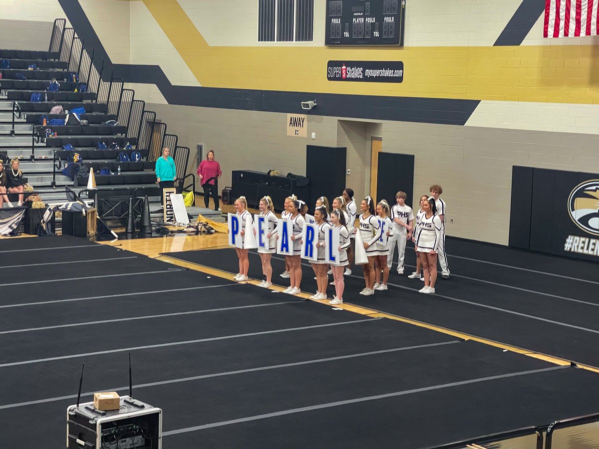 PearlPSD's tweet photo. 𝑵𝒂𝒕𝒊𝒐𝒏𝒂𝒍𝒔 𝑺𝒉𝒐𝒘𝒄𝒂𝒔𝒆. Pearl High School Cheer showcased their nationals routine they will be taking to Orlando! Thanks to Northwest Rankin for hosting the showcase! #wearepearl #werisebyliftingothers @PearlPiratesPHS https://t.co/mRhmZCiU5y