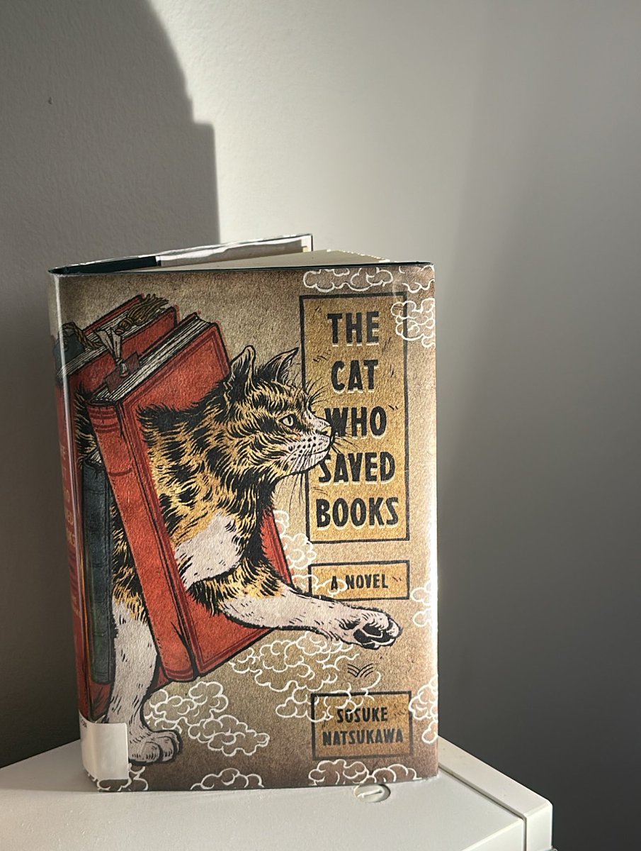 #TheCatWhoSavedBooks was a fun read. A light-hearted homage to the love and respect that books deserve. It constantly nudges you with the obvious, but the charm lies in the thought provoking narrative that keeps tapping on your shoulder.
#SosukeNatsukawa