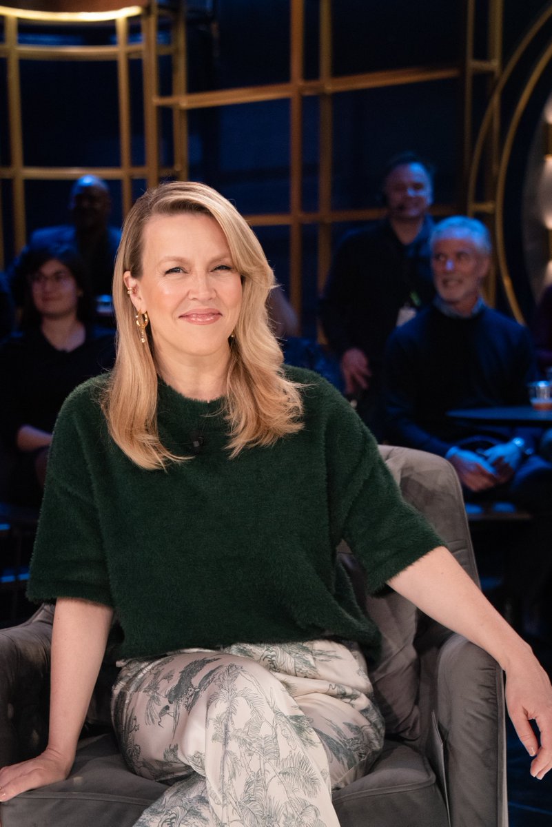 ✨LOOKS DU SOIR✨

Jean-Michel Anctil 👔 M/2 Boutiques
Julie Bélanger 👗