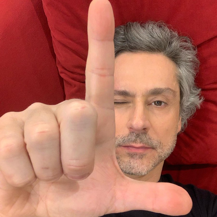 MelissaNosli's tweet photo. Quem liga pra Caio Castro ? https://t.co/yMwAr3vfdq