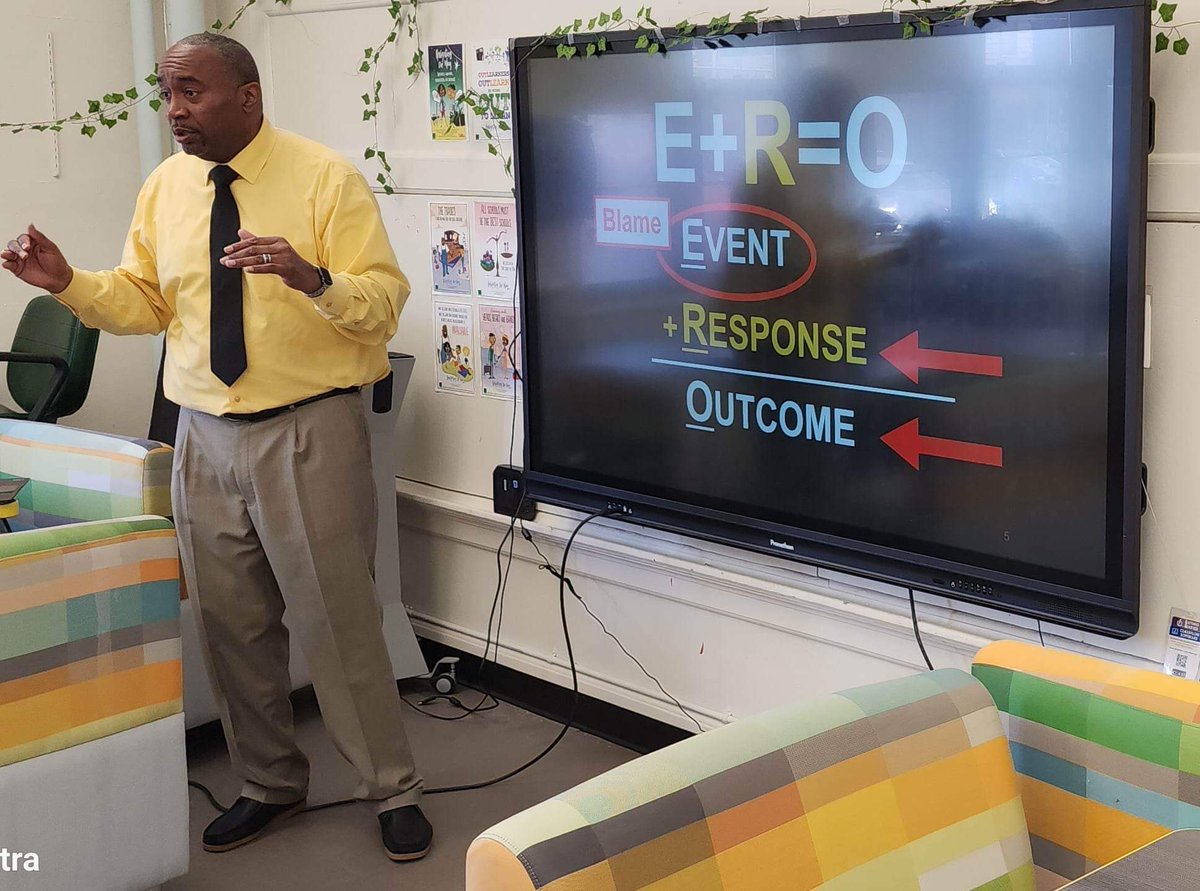 Thank you to <a href="/DrAAlston/">Dr. Anael Alston</a> from <a href="/NYSMBK/">New York State MBK</a> for visiting our MBK students at NFA West! Dr. Alston shared important topics that had a significant impact on our young men! <a href="/newburghschools/">Newburgh Schools</a> <a href="/bigpiclearning/">Big Picture Learning</a> <a href="/JackielynManni1/">Dr. Jackielyn Manning Campbell</a> <a href="/NFAWestMBK/">NFA West MBK</a>