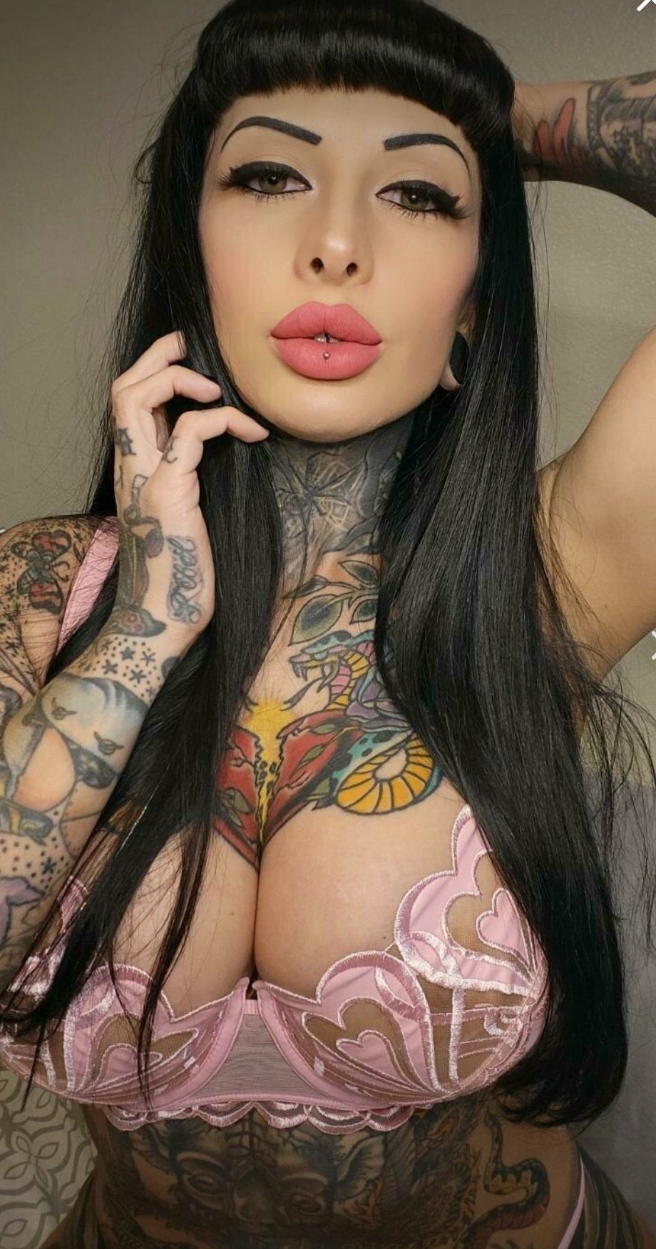 Currently tested with a clean full panel, including swabs! Available for LA and Vegas shoots! Book me through @ocmodeling! 😘 https://t.co/IoM5C2a9sV https://t.co/KG5SHRDplG