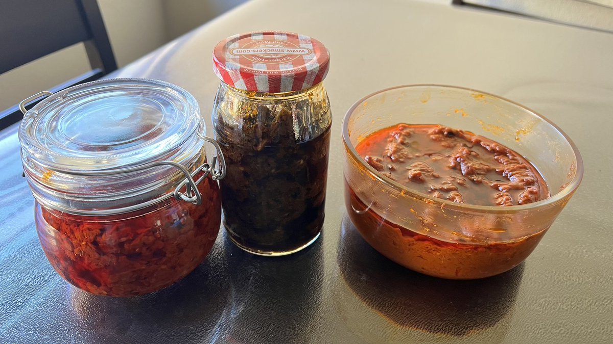 tweet2janu's tweet photo. Late post. All are good. Especially Gongura and Pandumirapakaya pickles👌😋 @yskanth @PrakruthFoods https://t.co/8spzPvRqiE