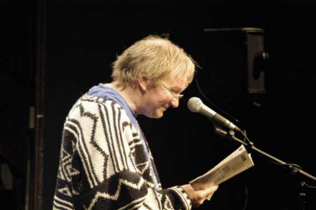 folkagent's tweet image. LES BARKER's funeral: 2.00 Wed 1st March at Flintshire Memorial Park and Crematorium, Oakenholt Lane, Northop, Flintshire, CH7 6DF
Afterwards at, Beaufort Park Hotel, Mold, CH7 6RQ. You will need an invitation for the Beaufort as numbers are limited. Phone me: 01484 606230