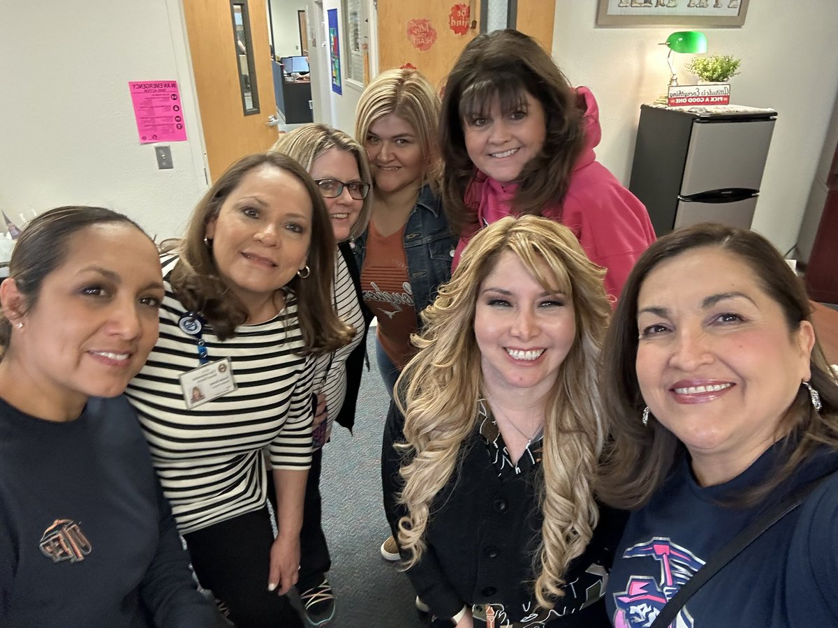 edengtabbutt's tweet photo. Thank you to my new FME team for a warm surprise luncheon welcome! So excited to be a part of you all! ❤️#ClintISDheartfirst https://t.co/Dpy4o4uHWq