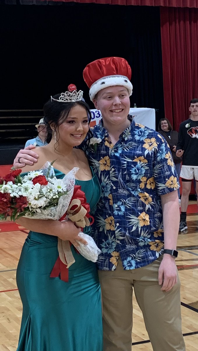 STJ_Activities's tweet photo. Courtwarming Queen Jordan Cairer and Courtwarming King Treyton Culp. https://t.co/PgdTIINuHg