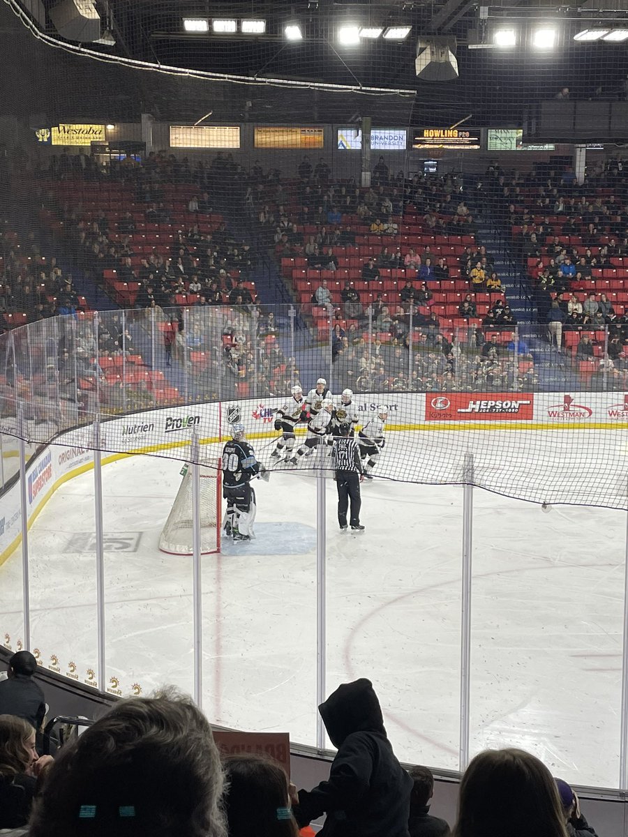 RachelleLesy's tweet photo. Great seats to see Wheat Kings 1st goal. Wish I had a @SUBWAY sub. Section 108 Row K seat 1. @bdnwheatkings https://t.co/TfW6me8g3O