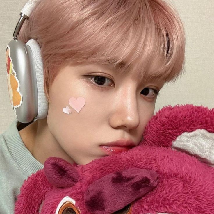gatiqoz's tweet photo. best stan d seongmin https://t.co/7QMuxYE2rD