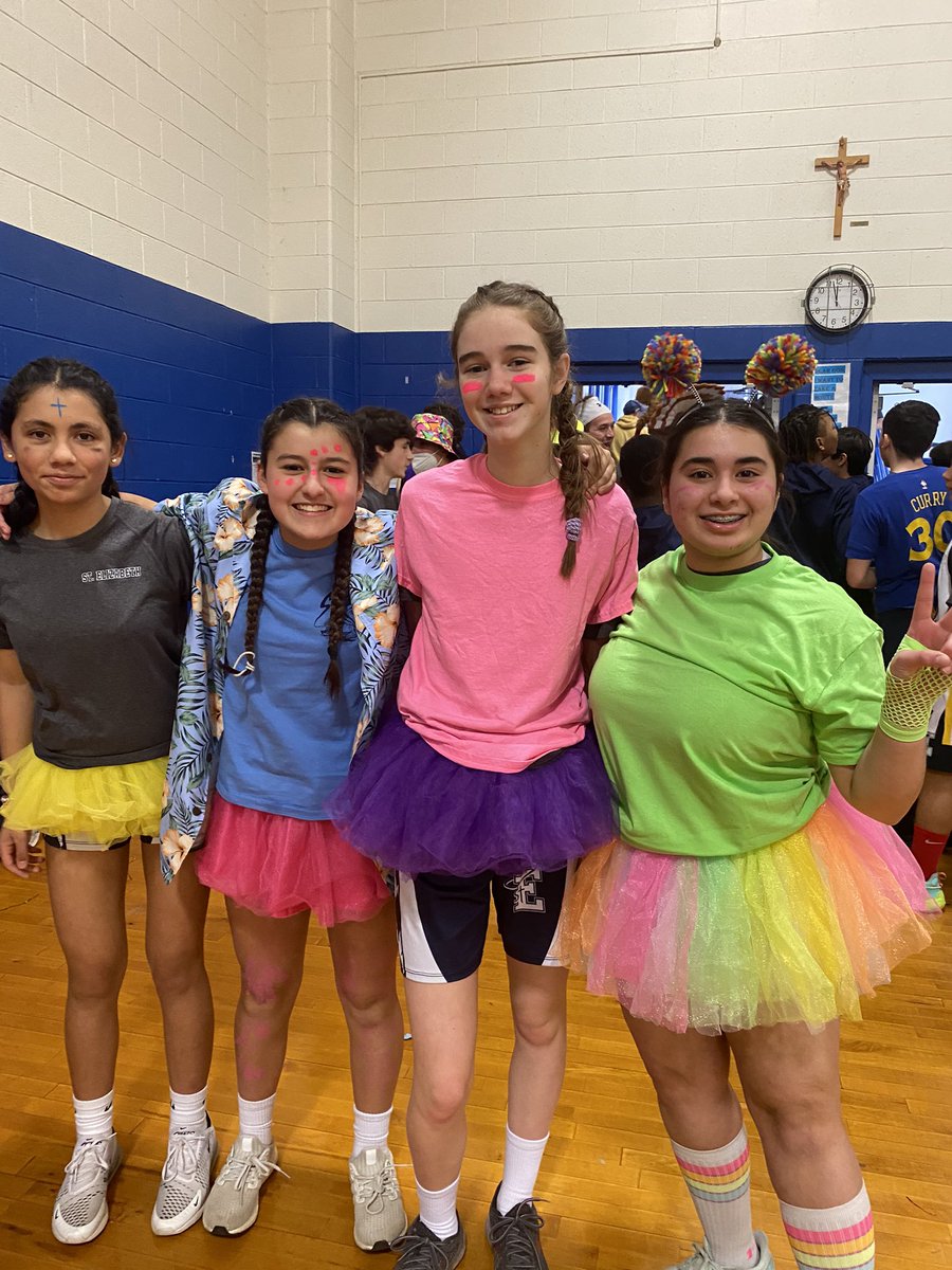 PKBurchick's tweet image. 8th grade vs. staff volleyball game… the kids pulled out a victory and made some great memories 🏆🏐