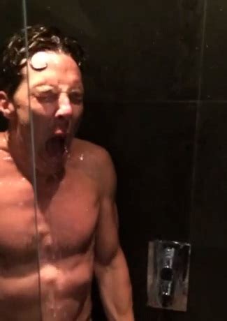 sapw's tweet image. #ABCBatchI  #BenedictCumberbatch  #IceBucketChallenge