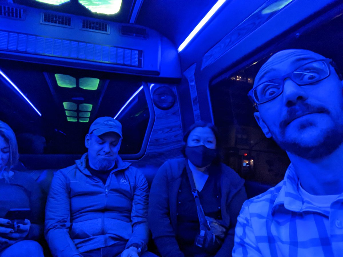 Inadvertently attended a rave on wheels with @SDN_GIRL, @ecbanks, and @runningreengirl at #NFD30.