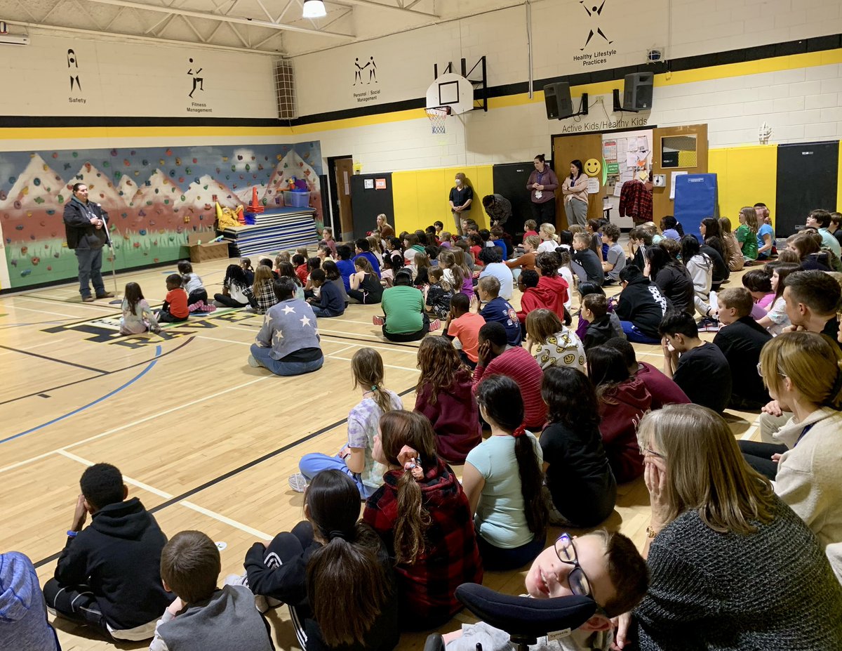 We were honoured to have Elder Kevin Tacan “share many teachings and stories that will hopefully inspire all those involved to think about their contributions” related to LOVE. #BSDSchools #7grandfatherteachings