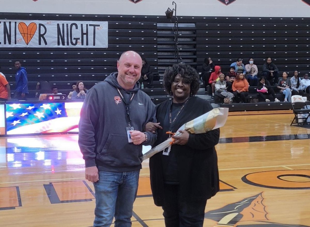 mpfeiffer1970's tweet photo. Ms. Kendrick honored at halftime as THE SCPS EMPLOYEE OF THE YEAR!  GO NOLES!!! https://t.co/SasgJzHxE2