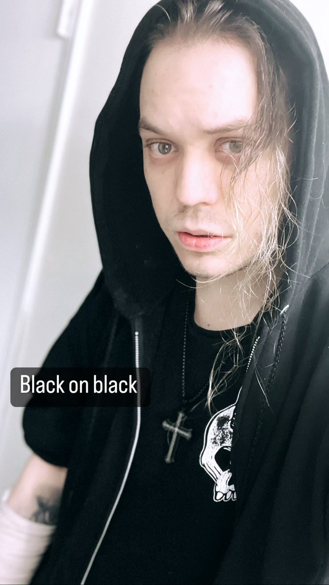 Jvrnl (@jvrnlmusic) on Twitter photo 