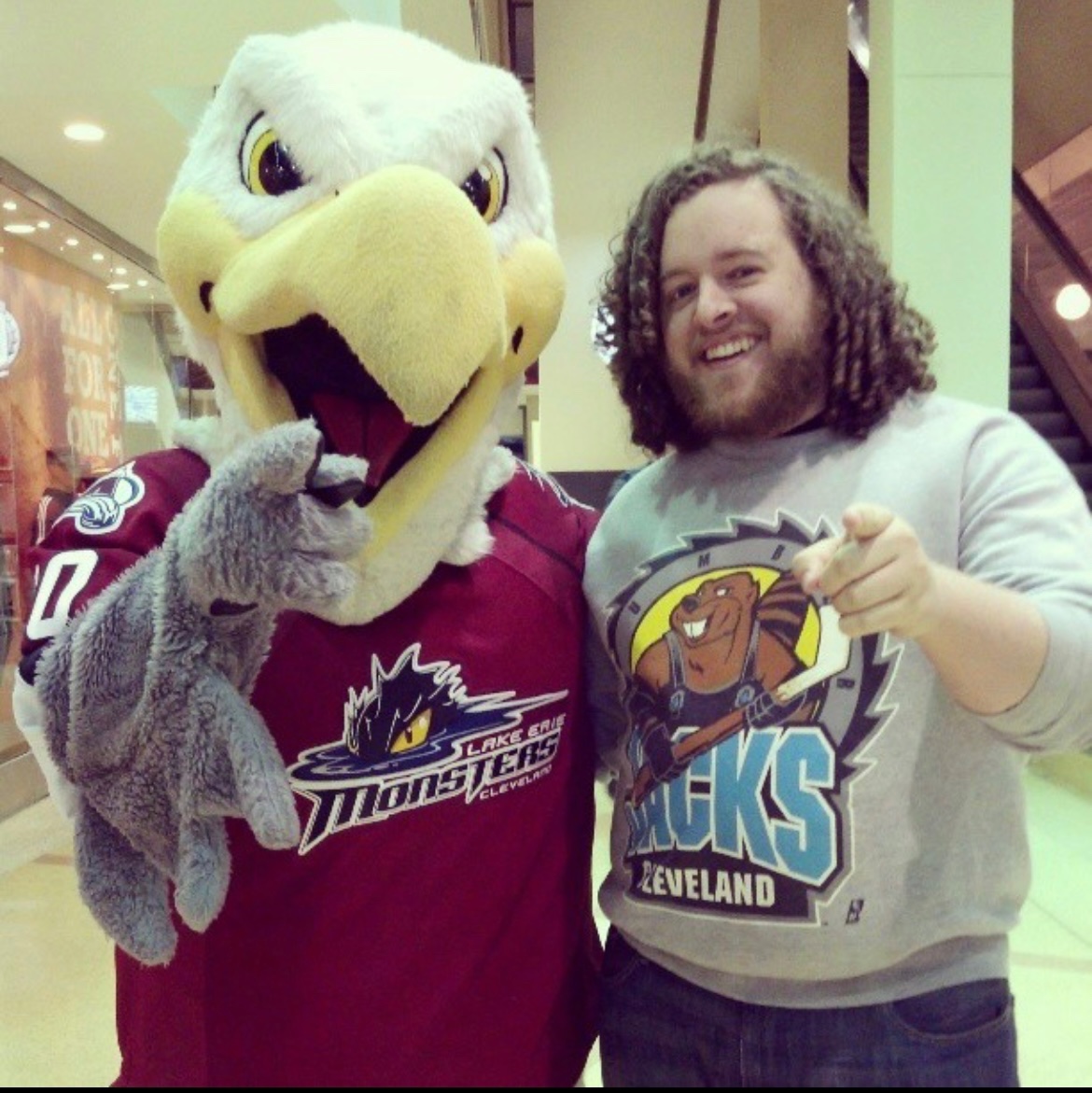 DougBroCail2000's tweet photo. Go Jacks! #LightTheLand @monstershockey https://t.co/T65RChMrC1