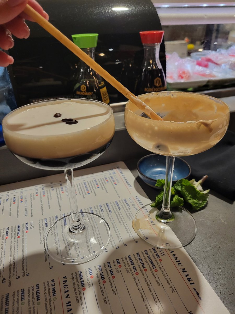 Sourine3's tweet photo. #cheers #enjoylife #dramaqueen #lifeisgood #alwaysstylish the year of #GALA #GalaFilm #nodeowner #Miami https://t.co/eZKGY9MZwl