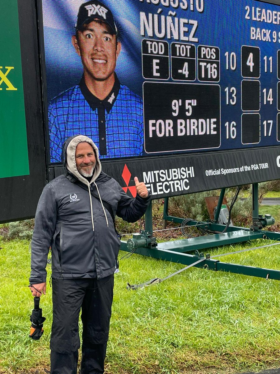 dxtes1's tweet photo. Gran dia de trabajo en una cancha muy complicada (pebble beach) con un clima muy dificil(lluvia y viento)en el @attproam junto a @AugustoNGolf @alejandroacevq @TulsaSM @pgatouresp mañana en spy glass https://t.co/CDiT2KFMjM