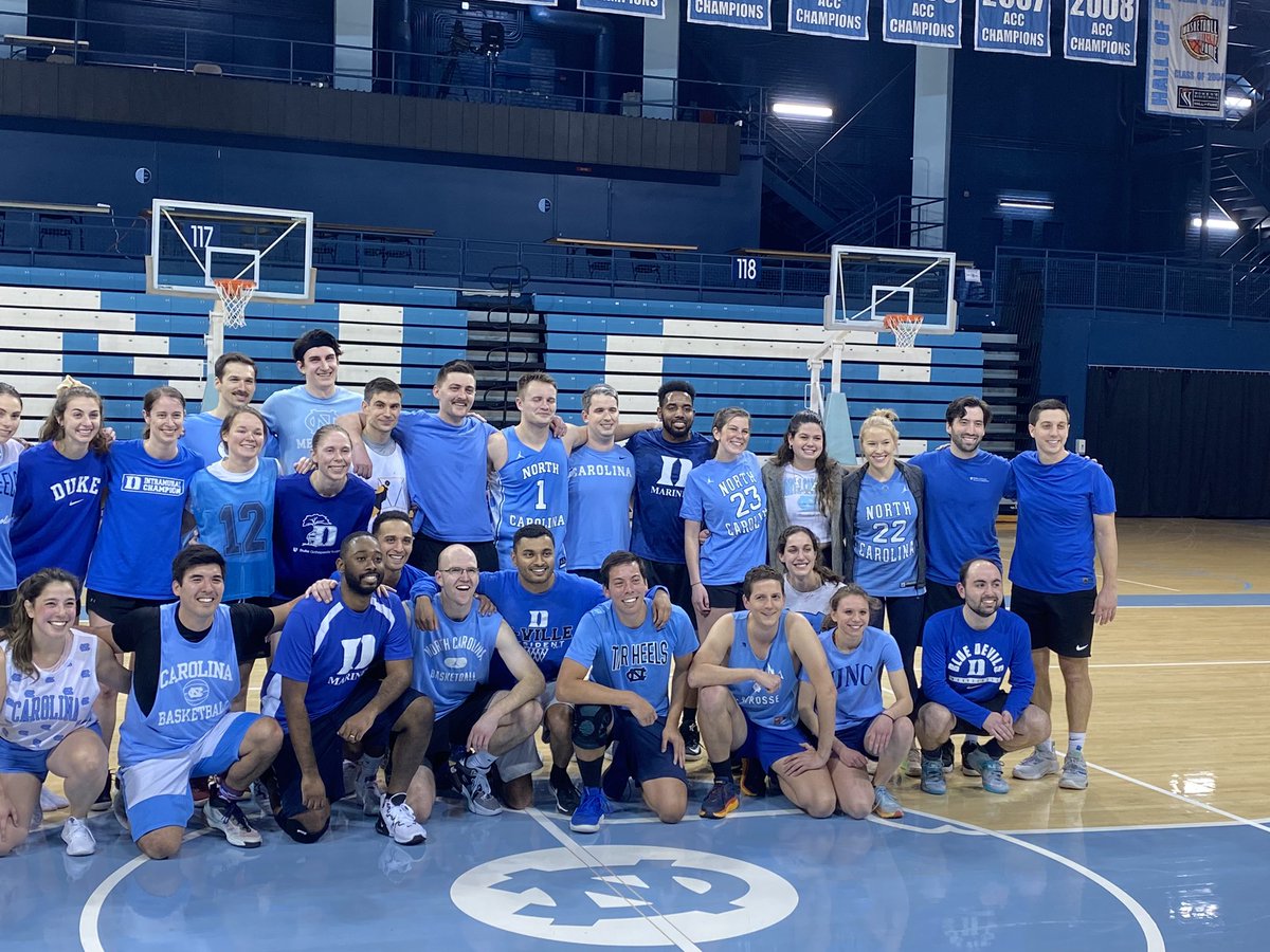 Nephro_Sparks's tweet photo. Lets go @IMResidencyDuke great game against @uncimchiefs #DukeFam 

1-0 next game at @DukeU https://t.co/pHnLbYajLC