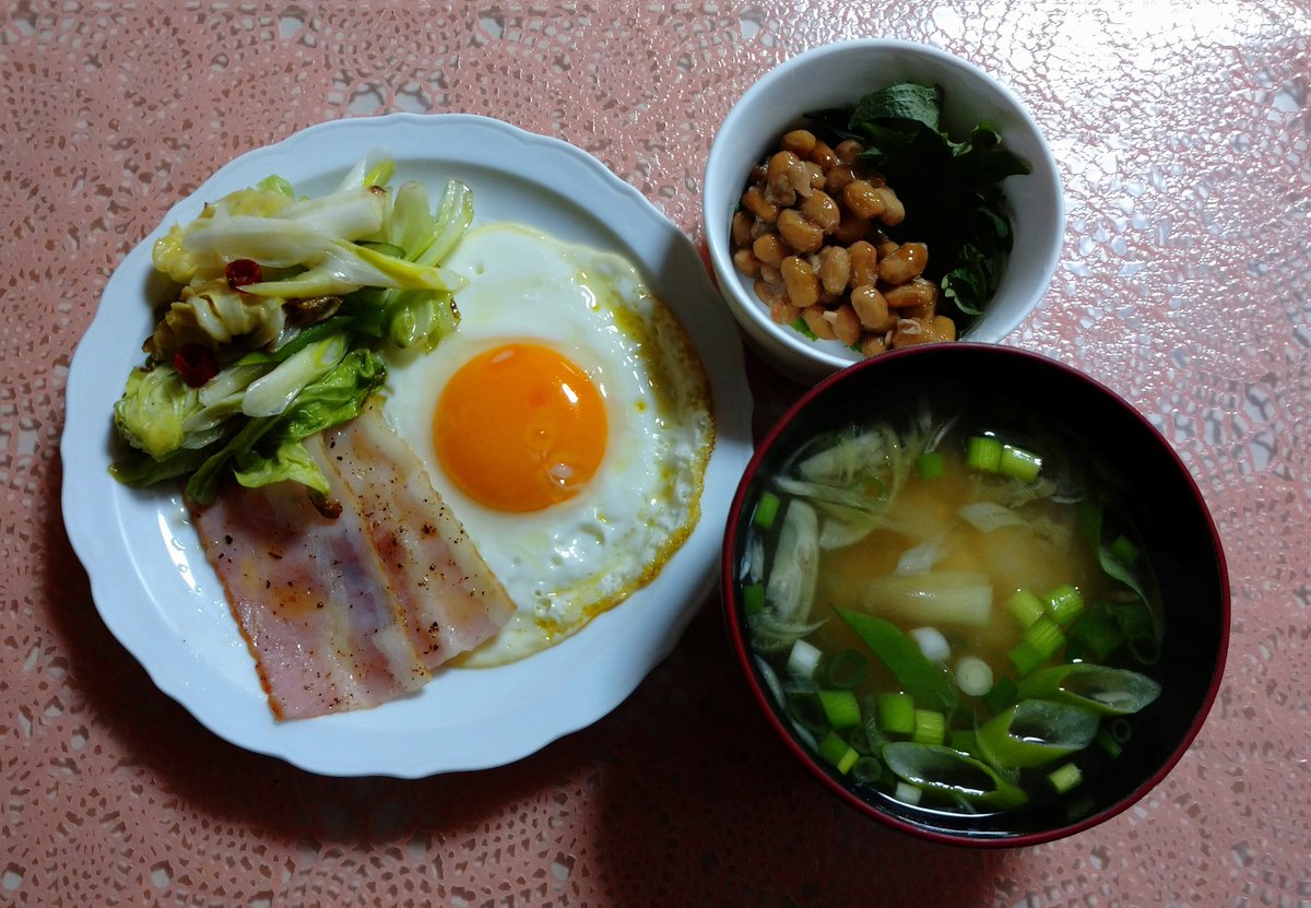 cherry_masaya's tweet photo. #goodmorning #mycooking #breakfast
#baconandeggs #friedcabbage #natto
#misosoup #healthy #tastegood
#ๆใใฏใ #ใใผใณใณใจใใฐ #็ด่ฑ
#้่็ใ ##ๅนๆ น็
่
#ๅฅๅบท #่ฑ่
ใจใญใใฎๅณๅๆฑ
#็้ซ้บ่ #ๅคง่ใฎ่ฝ #่่ท #ใญใ #ๆจ็ถฟ่ฑ่
#็พๅณใใ #ๅฅฝๅ๐
ๆดใใ๐ใ๐ท๏ธใ ใ้ฝๅ
ใ ใ https://t.co/6BOZX6GjQL