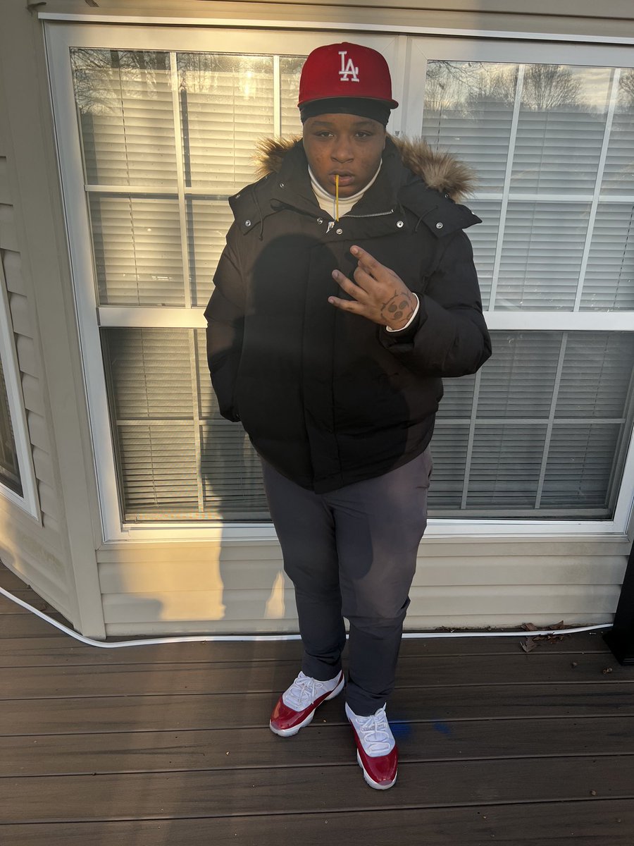 Vahfd3's tweet photo. Just kuz ion post shit on hea🚀 https://t.co/2mknlxITBG