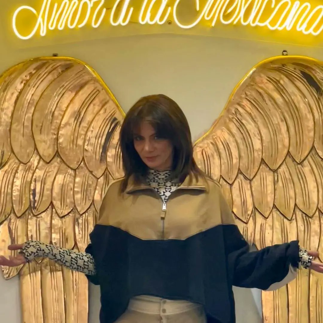 CMSNOficial's tweet photo. Amor a la mexicana 💛

📸León
Reposted from @silvnavarro 

Los favoritos 💚💚 https://t.co/Gx5zVeDL3D