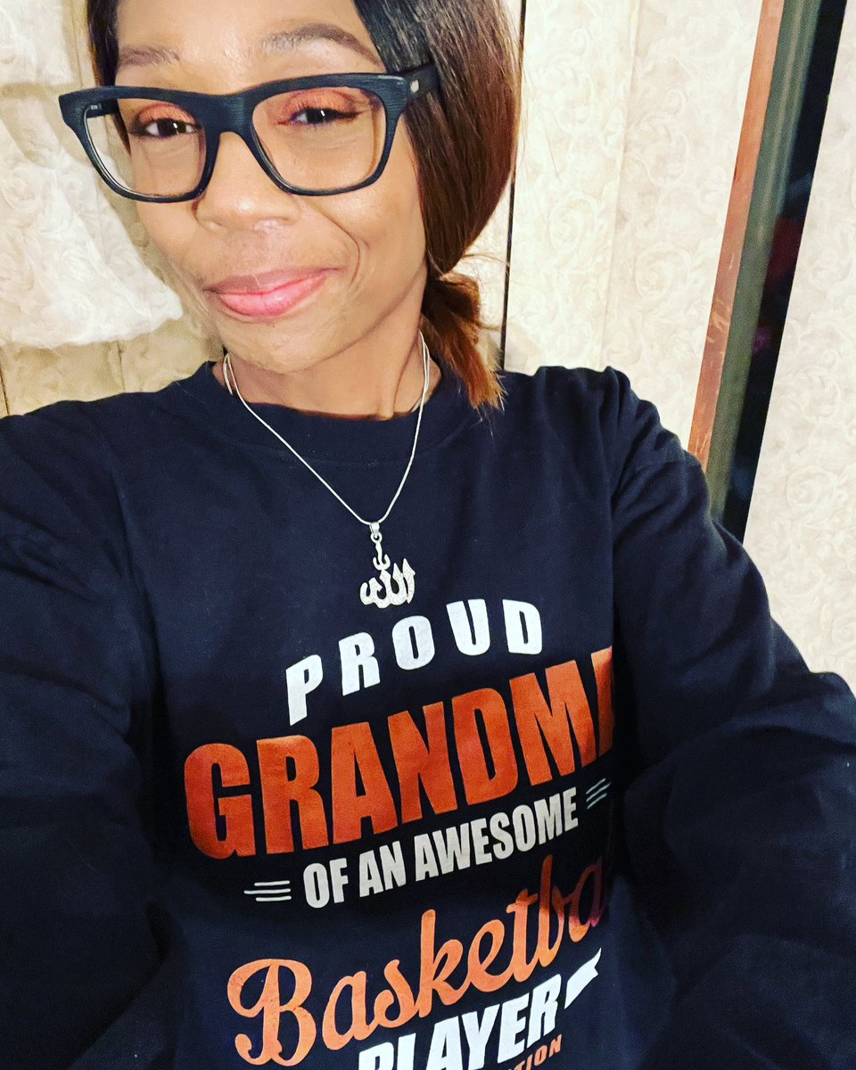 Sportsfan340's tweet photo. My girl Kyla “Freakin” Hayes #kslay https://t.co/Tz5Q4zxwey