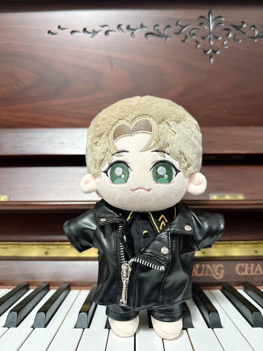 전달받은 후기 사진입니당！！🌸🍃

#우리_공장을_소개합니다
#우리_공장으로_오세요
#솜인형 #개인제작