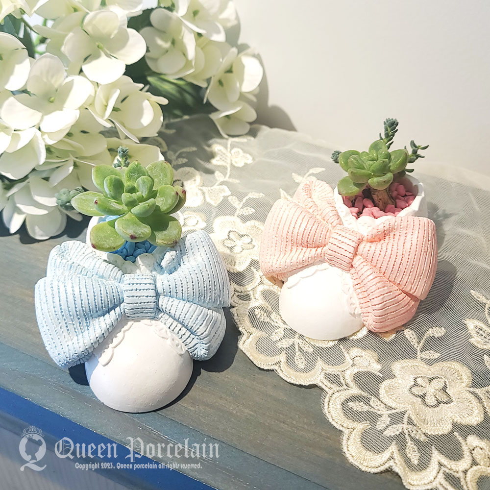 queensatelier's tweet image. 초 미니 아기신발 다육이 화분 오브제

꾸준히 오브제들 업뎃중입니다. 

🎀퀸포슬린이 직접 디자인한 오브제 콜라보 입니다. 
  무단 도용을 금합니다.

#다육이  #다육이화분  #감동선물 #반려식물 #식집사 #초미니다육이 #선물추천  #식집사  #오브제  #선물 #plants #succulent