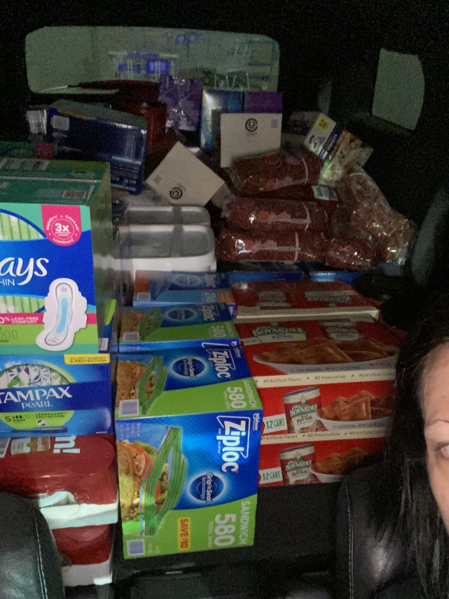 deancantrell405's tweet photo. What does one do on a Friday night. Letβs go to Samβs for the food pantry because we are in need of filling the shelves π
#SMTTT
##dedicateddean https://t.co/9USNKKSeWu