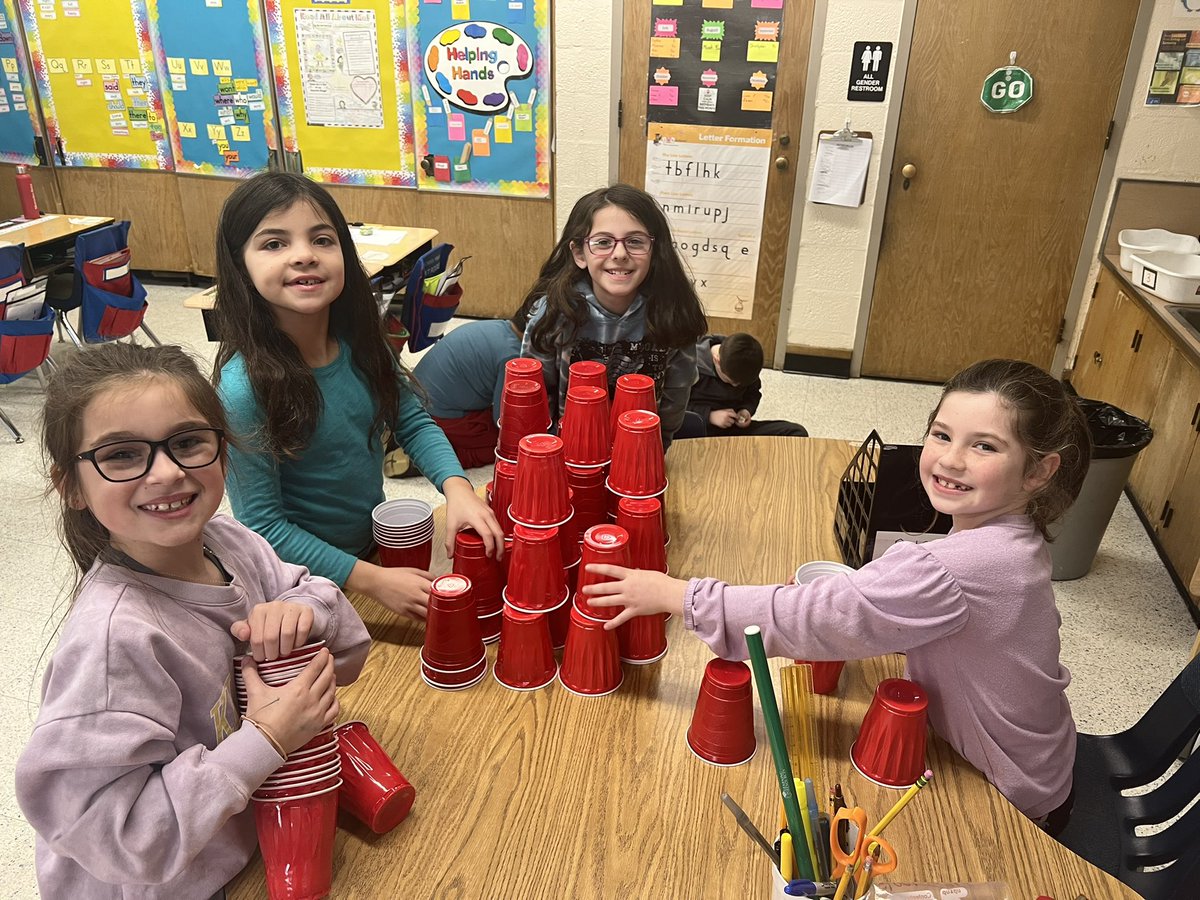 MrsMcCabeNB's tweet photo. World Play Day! The students enjoyed some hands-on fun with their peers! @Saw_Mill_Strong https://t.co/iUYGxTVw0K