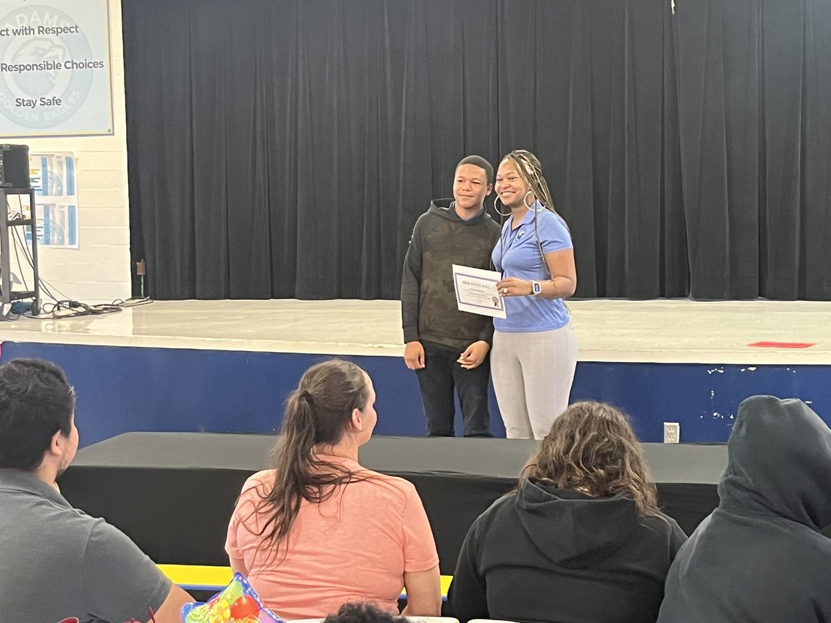 Troy Hart (@teachfrmthehart) on Twitter photo Just another day <a href="/HCPSAdams/">Adams Middle School</a> recognizing our Honor Roll Scholars! These Golden Eagles demonstrate academic excellence and deserve to be celebrated! π¦
βοΈπ―πππ Just another day <a href="/HCPSAdams/">Adams Middle School</a> recognizing our Honor Roll Scholars! These Golden Eagles demonstrate academic excellence and deserve to be celebrated! π¦
βοΈπ―πππ
