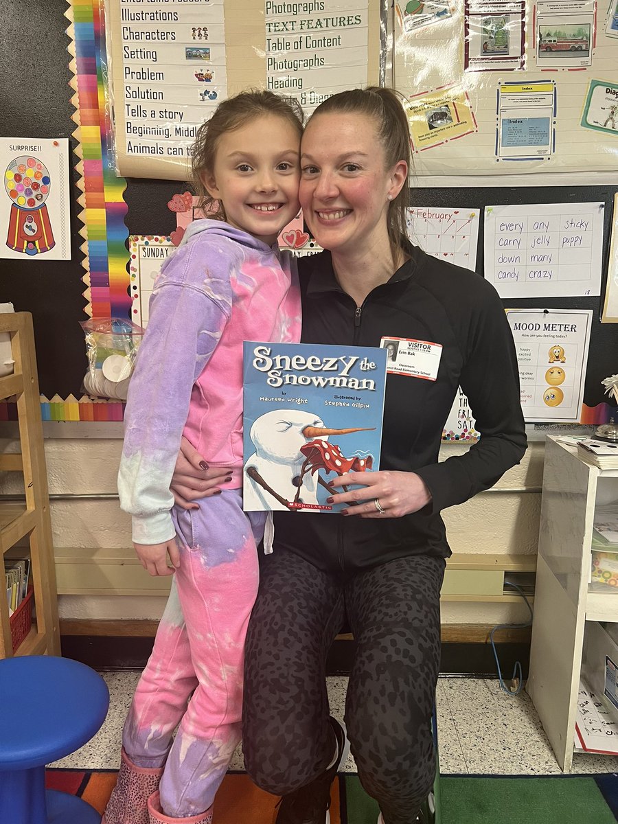 MrsMcCabeNB's tweet photo. Thank you Mrs. Bak for coming to read to our class! @Saw_Mill_Strong https://t.co/ILnE1hEOny