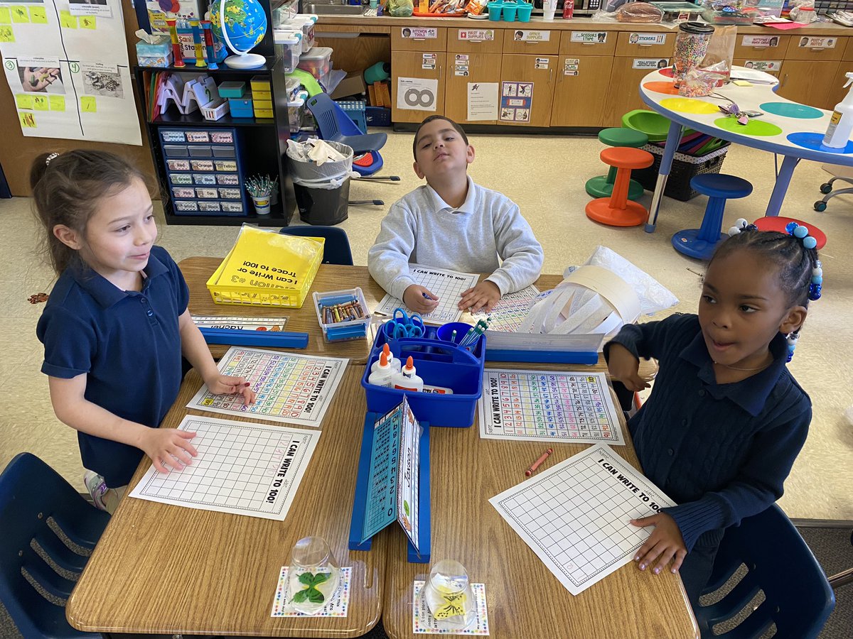 mrs_santore's tweet image. 100th day of Kindergarten fun!! We loved our 100th day centers today!! #SpaghtIsGreat #KinderCrew