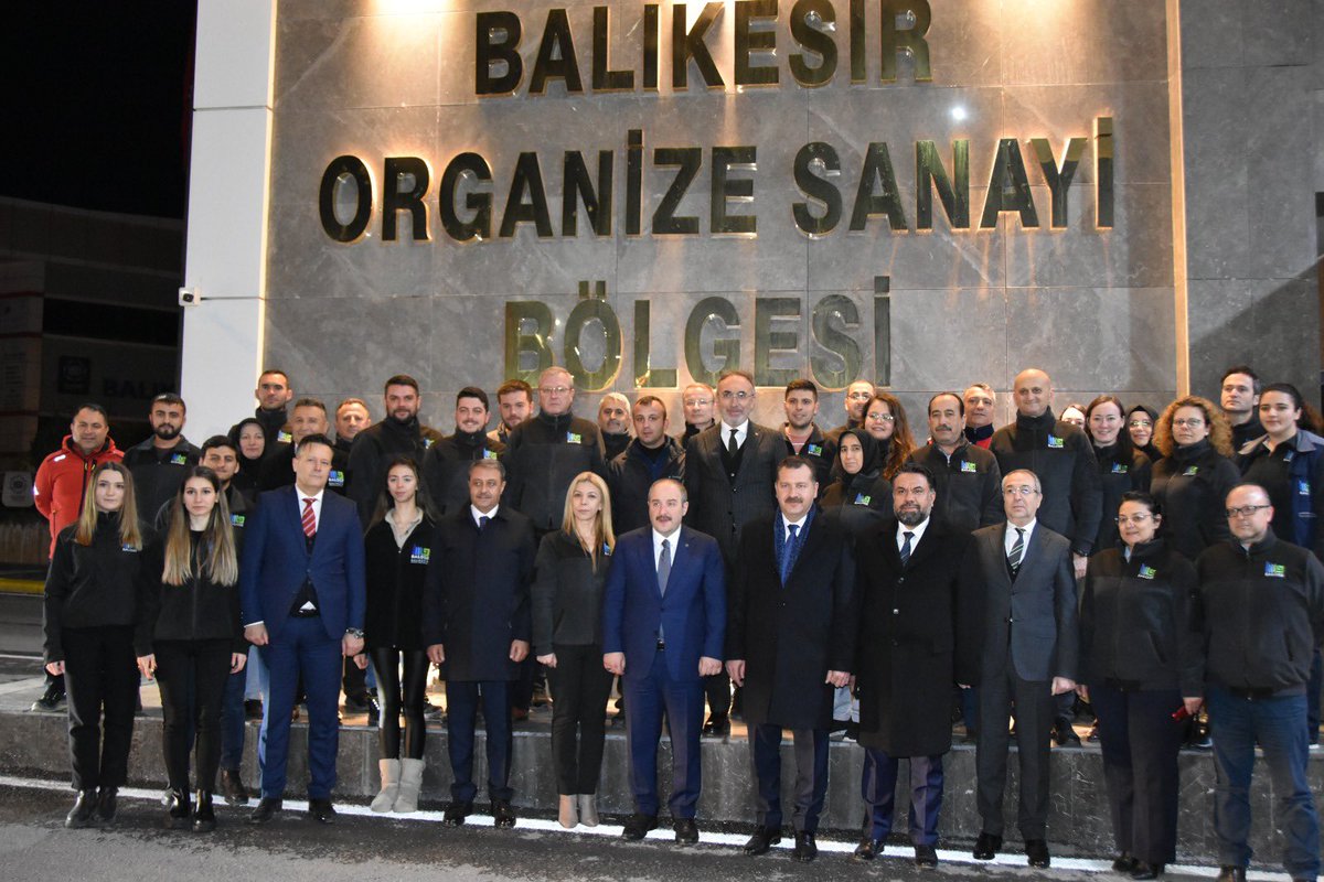 Türkiye’nin en hızlı büyüyen ve en heyecanlı Organize Sanayi Bölgesi olan BALOSB’de Sanayi ve Teknoloji Bakanımız Sayın Mustafa Varank’ı misafir ettik. Bizlere ve Balıkesir’e desteklerinden dolayı Sayın Bakanımıza teşekkür ediyoruz.
#BALOSB