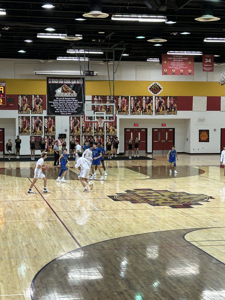 Thank you @ELDO_Boyzhoops for the invite and hospitality. We get to watch your well schooled team compete at a high level while hanging out as a group. Great game. Go Aztecs!