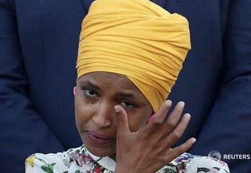 ady18patel's tweet photo. @jacobin Queen 🫅 of victim card 🃏 player. #RadicalMindSet https://t.co/VhK8TzVcKG