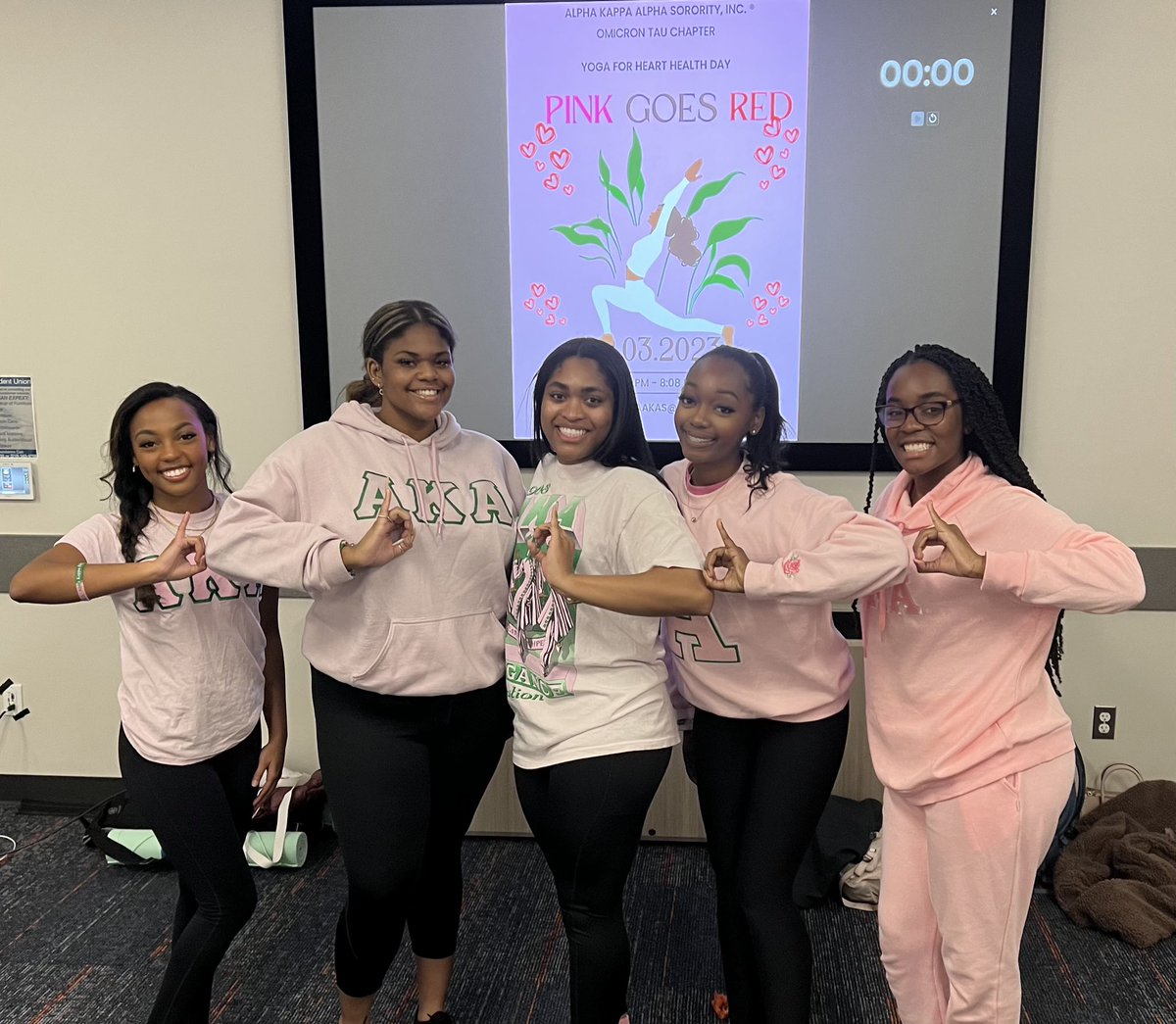 Omicron Tau AKAs tweet media