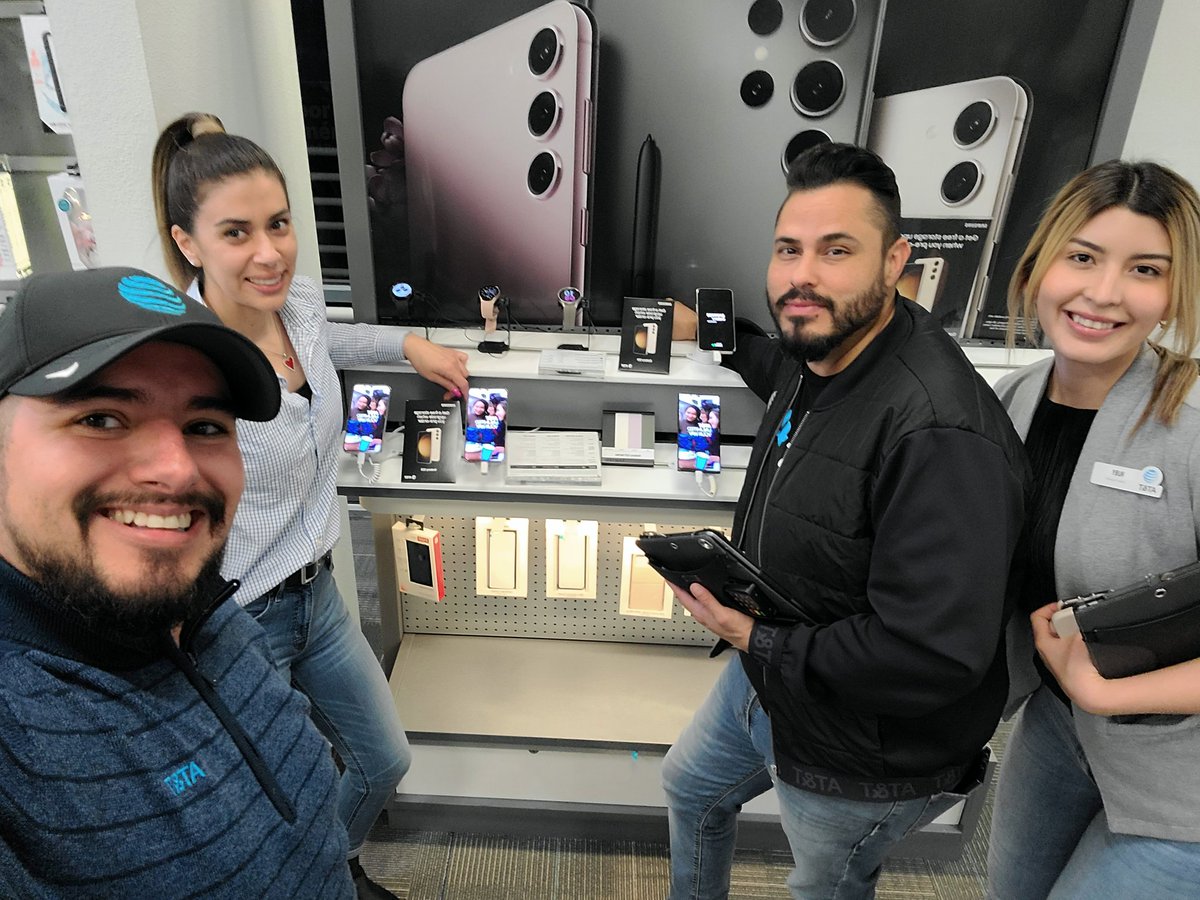 Richard Puente (@silverlogic) on Twitter photo Las palmas team pre-ordering S23! Trying to get me to order an S23 Ultra! <a href="/NTX_Market/">The NTX Market</a> @gowestregion #GoWestGalaxyS23 <a href="/SamsungMobileUS/">Samsung Mobile US</a> Las palmas team pre-ordering S23! Trying to get me to order an S23 Ultra! <a href="/NTX_Market/">The NTX Market</a> @gowestregion #GoWestGalaxyS23 <a href="/SamsungMobileUS/">Samsung Mobile US</a>