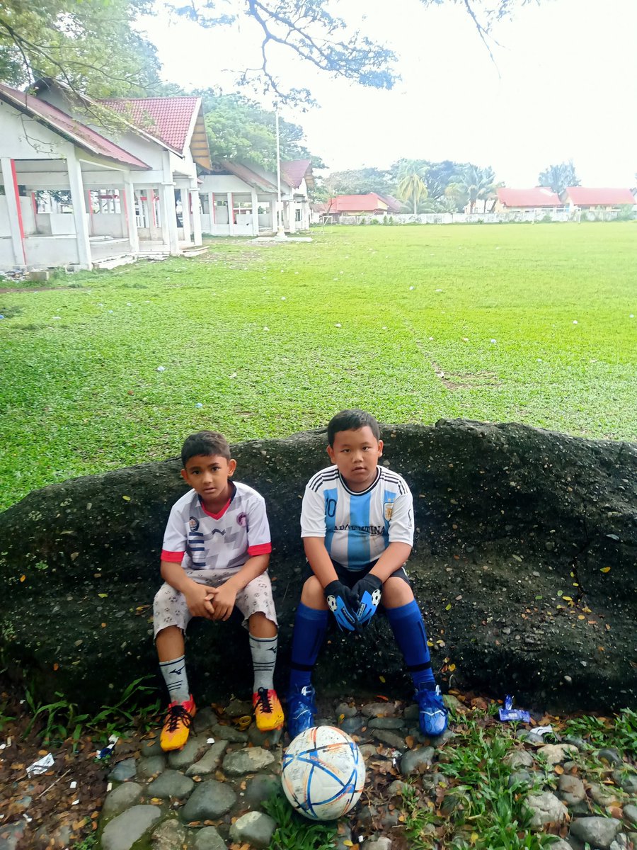 NDiwarna's tweet photo. Semoga nanti bisa jadi pemain timnas..... https://t.co/ABPrx4QA0N