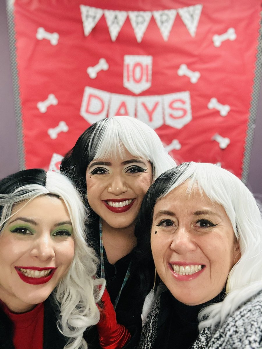 RESesquivel's tweet photo. Celebrated 101 days of school Dalmatian style with the best team!! 🐾And of course the best mentor teacher @rmercadoRES 🤍
@TISDRES https://t.co/v4l6pngG6m