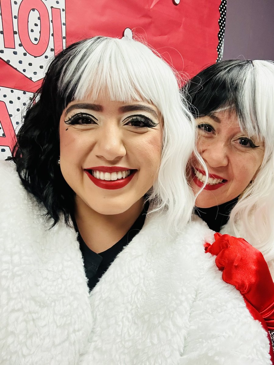RESesquivel's tweet photo. Celebrated 101 days of school Dalmatian style with the best team!! 🐾And of course the best mentor teacher @rmercadoRES 🤍
@TISDRES https://t.co/v4l6pngG6m